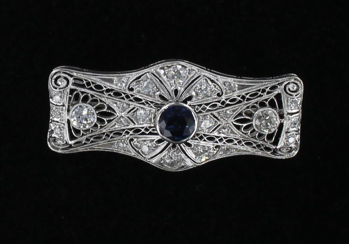14KTW SAPPHIRE AND DIAMOND PIN CA 1920