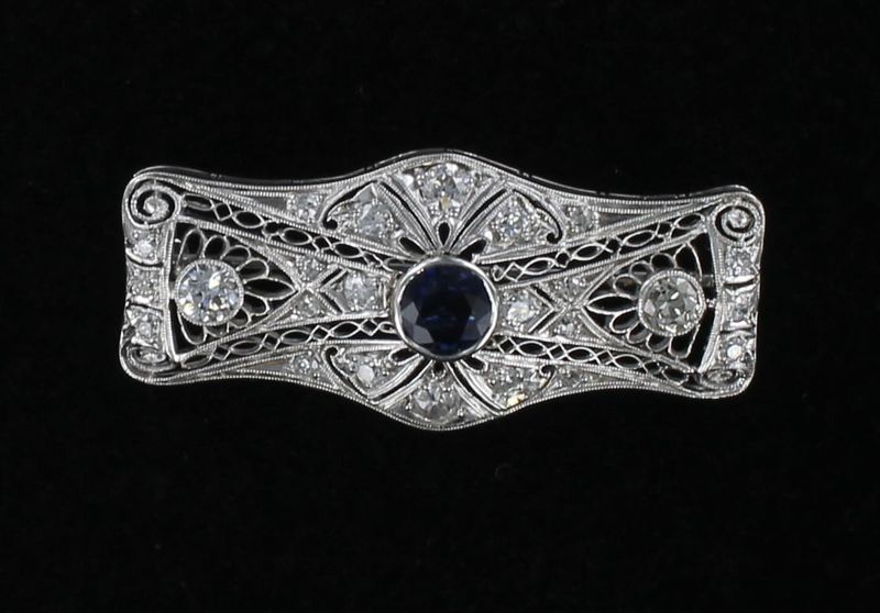 14KTW SAPPHIRE AND DIAMOND PIN CA 1920