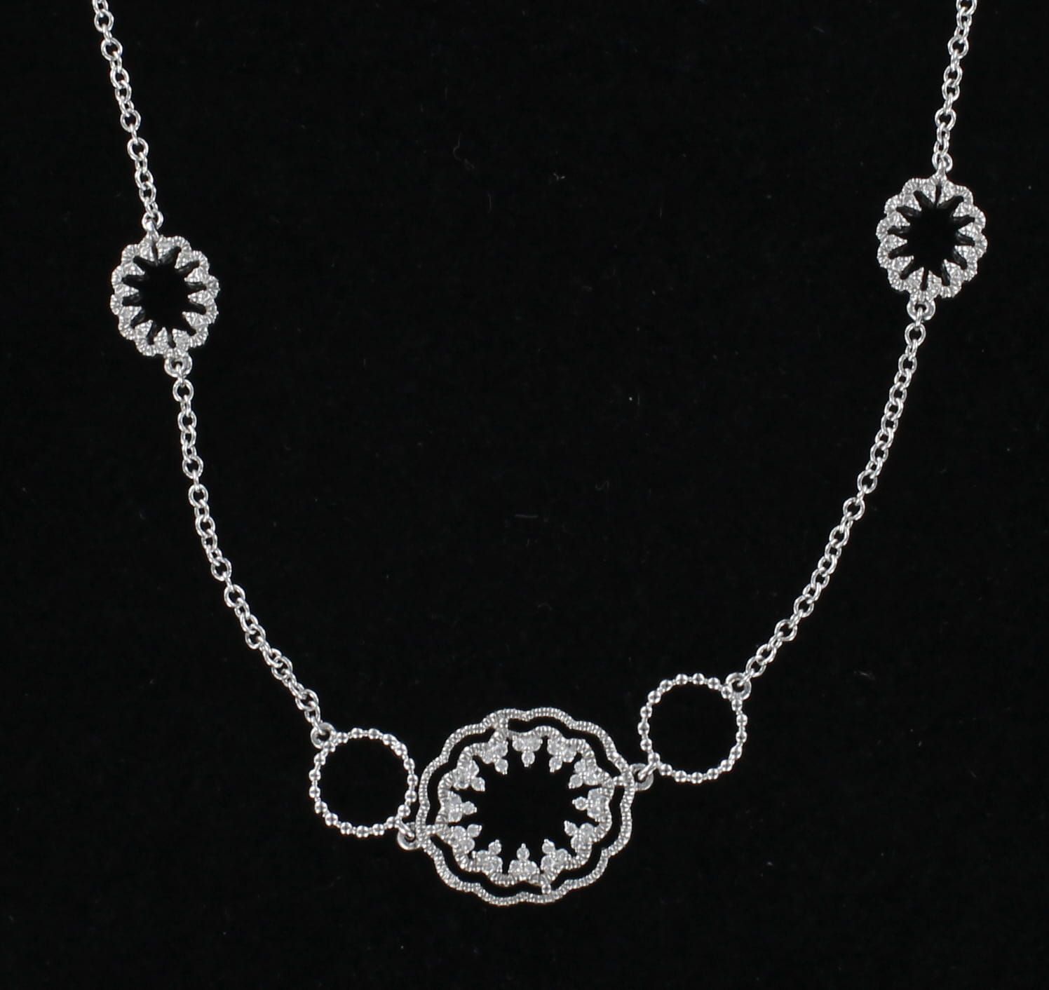 18KTW .50 CT TW DIAMOND NECKLACE