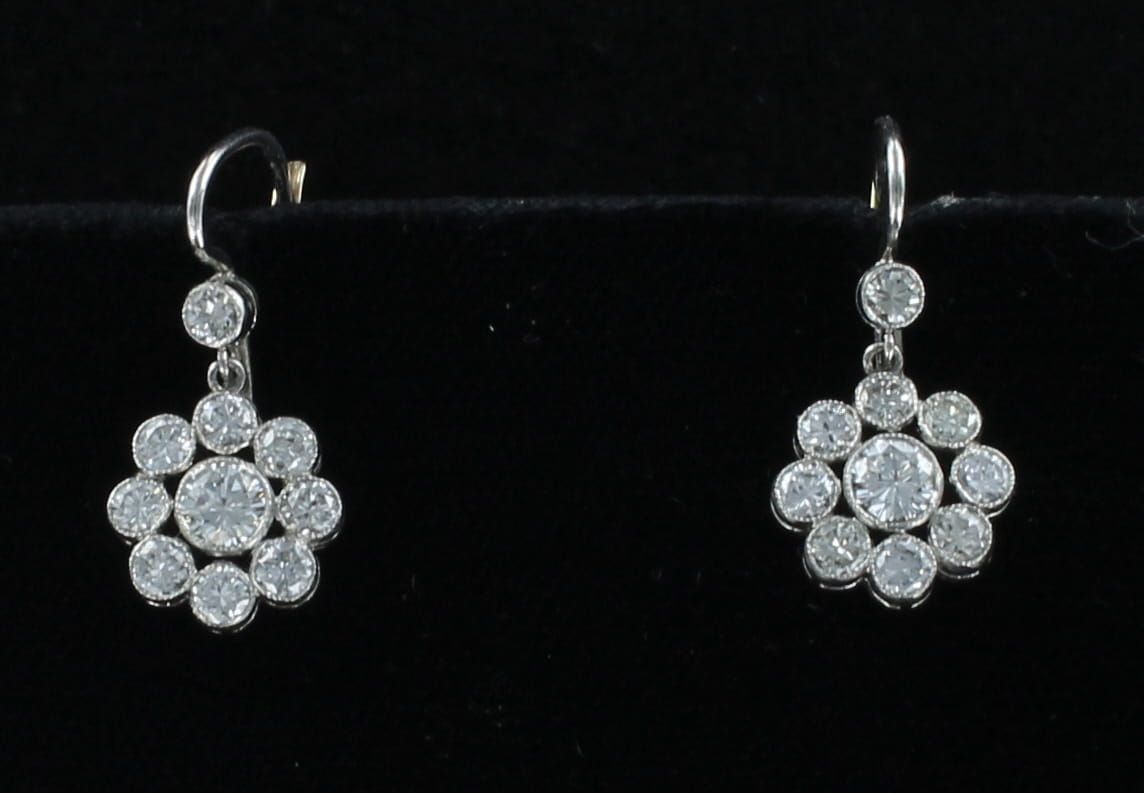 18KT/PLATINUM 1.5 CT TW DIAMOND FLOWER EARRINGS CIRCA 1920