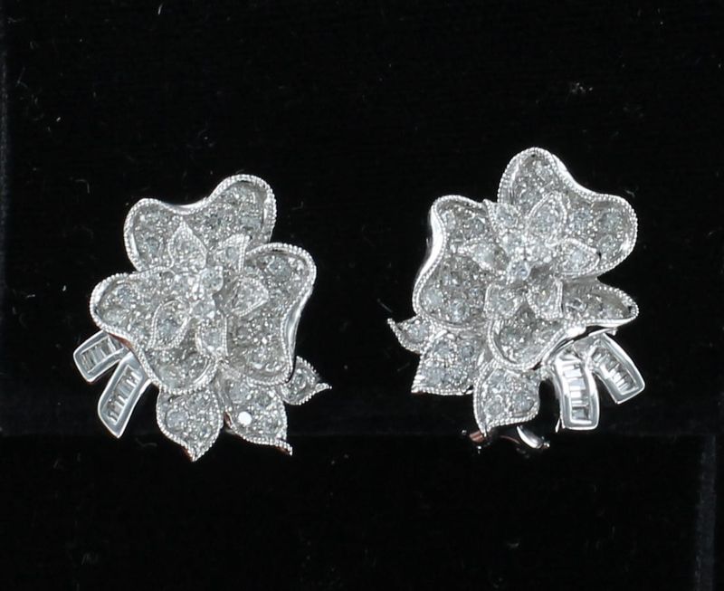 18KTW 1.20 CT TW DIAMOND EARRINGS