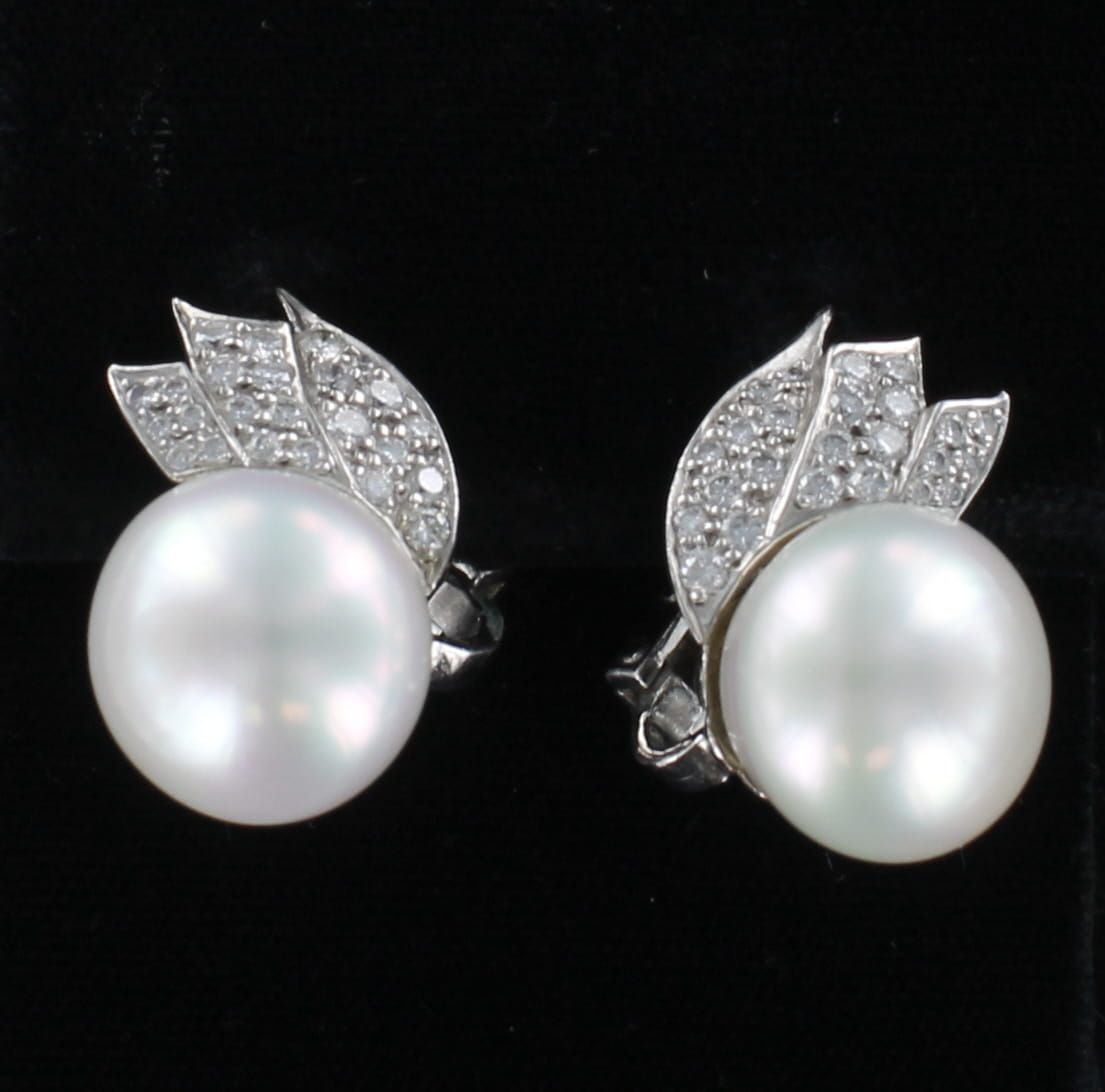 18KTW 15.0 MM SOUTH SEA PEARL DIAMOND CLIP EARRINGS