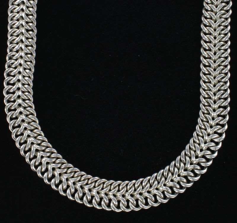 STERLING SILVER NECKLACE, 17