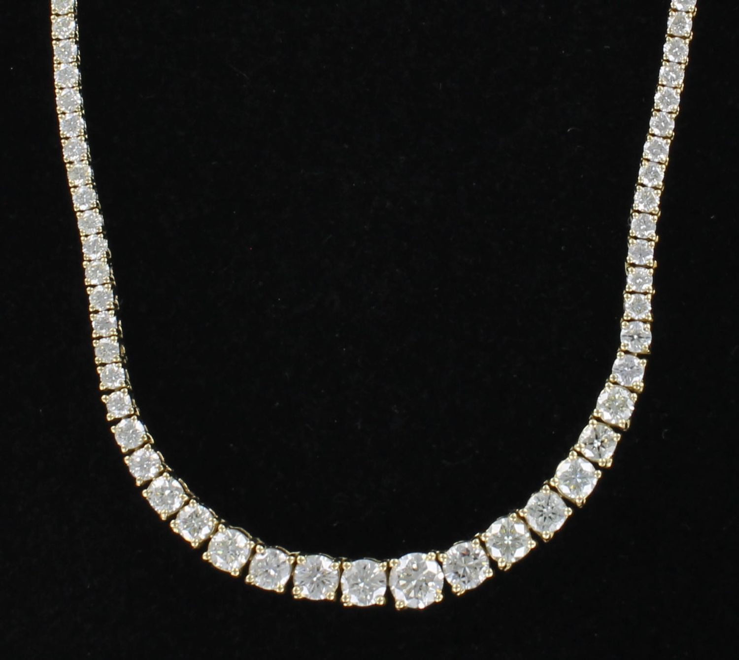 14KTY 16.21 CT TW ROUND BRILLIANT  GRADUATED DIAMOND NECKLACE,