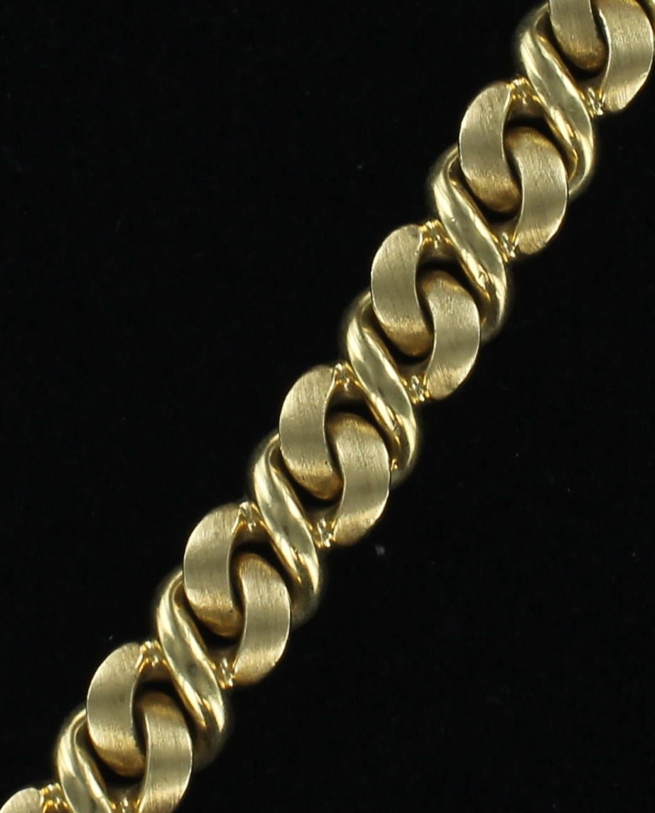 18KTY CURB LINK BRACELET