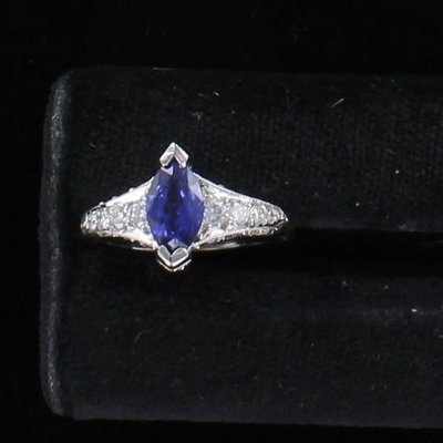 PLATINUM SAPPHIRE AND DIAMOND TACORI RING PLATINUM SAPPHIRE AND DIAMOND TACORI RING