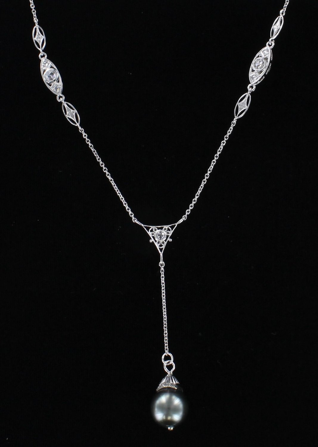 14KTW DIAMOND AND PEARL Y NECKLACE