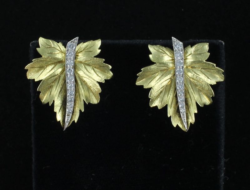 14KTY 1.0 CT TW ROUND DIAMOND LEAF EARRINGS