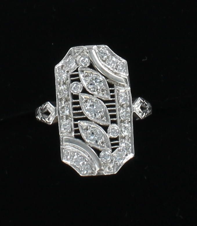 PLATINUM ART DECO DIAMOND RING