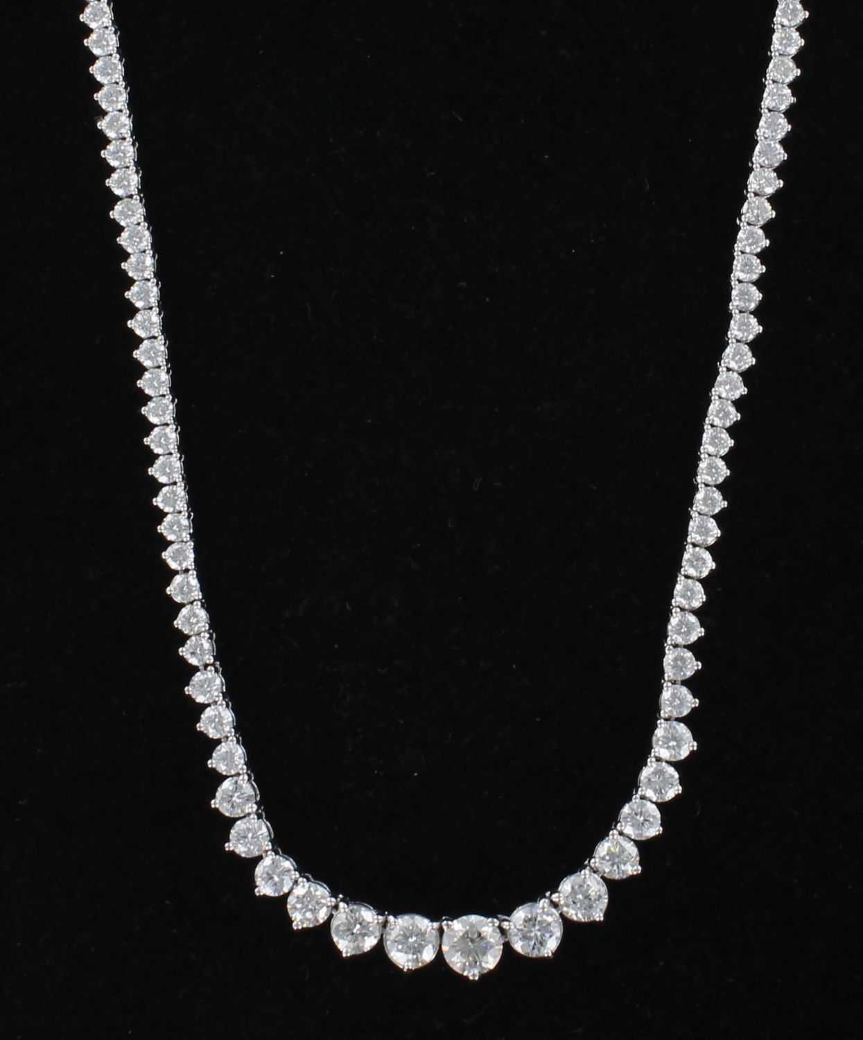 14KTW 12.89 CT TW ROUND BRILLIANT GRADUATED DIAMOND NECKLACE, 17