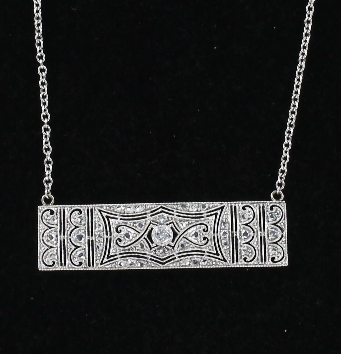 PLATINUM DIAMOND BAR PENDANT