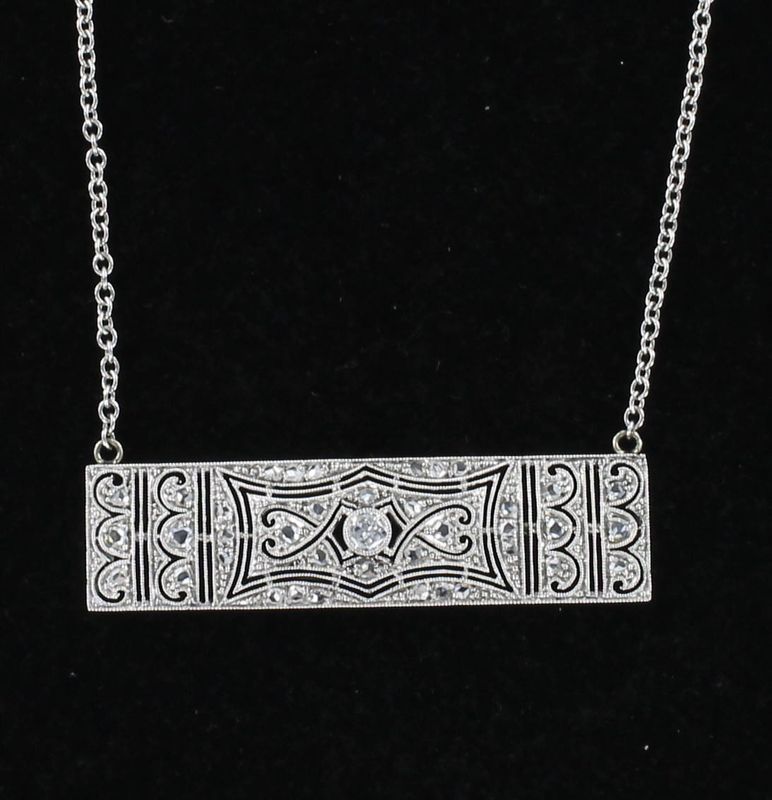 PLATINUM DIAMOND BAR PENDANT