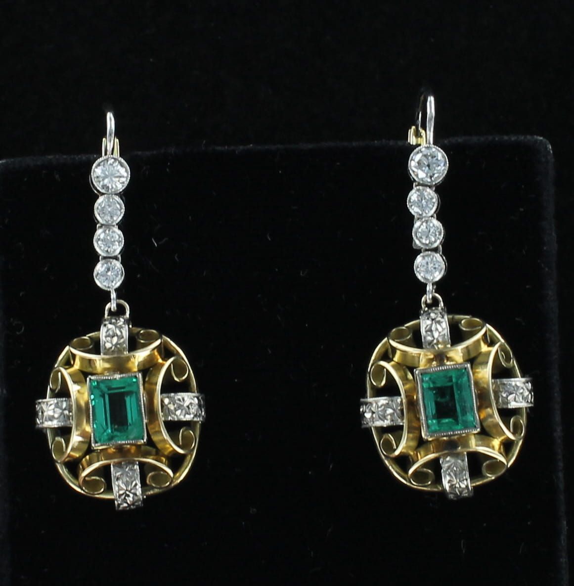 18KT/PLATINUM EMERALD WITH DIAMOND EARRINGS CIRCA 1900