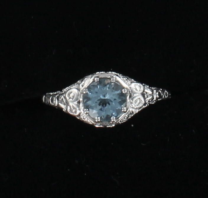 PLATINUM .93 CT AQUAMARINE RING
