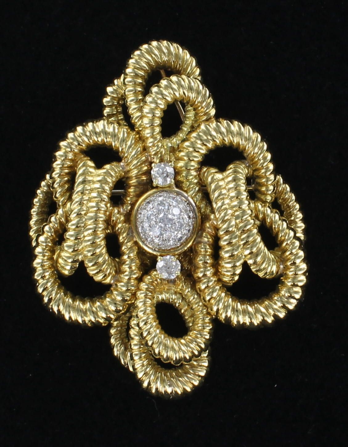 18KTY DIAMOND SWIRL PIN