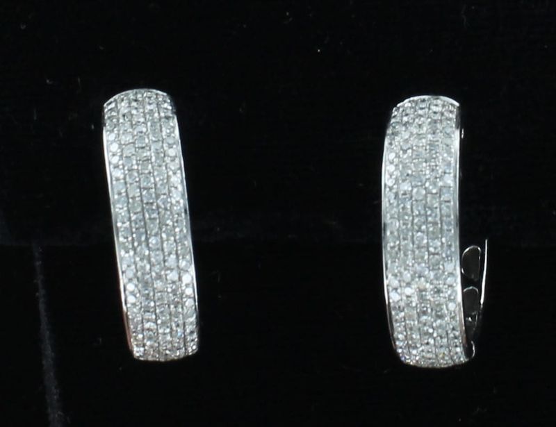 14KTW 1.0 CT TW ROUND DIAMOND PAVE HOOP EARRINGS