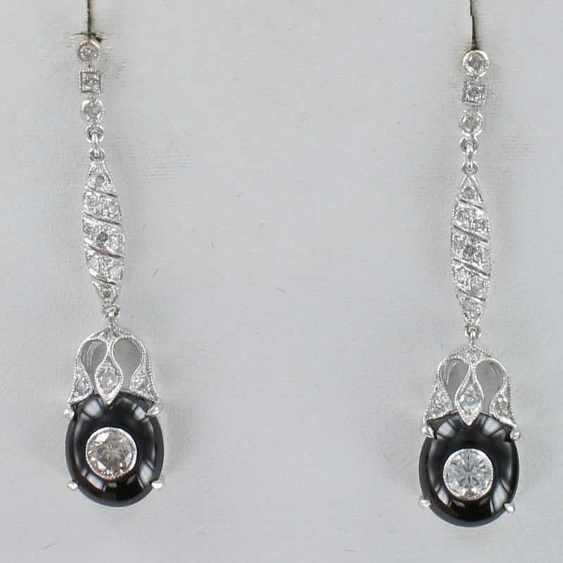 18KTW ONYX AND DIAMOND DANGLE EARRINGS