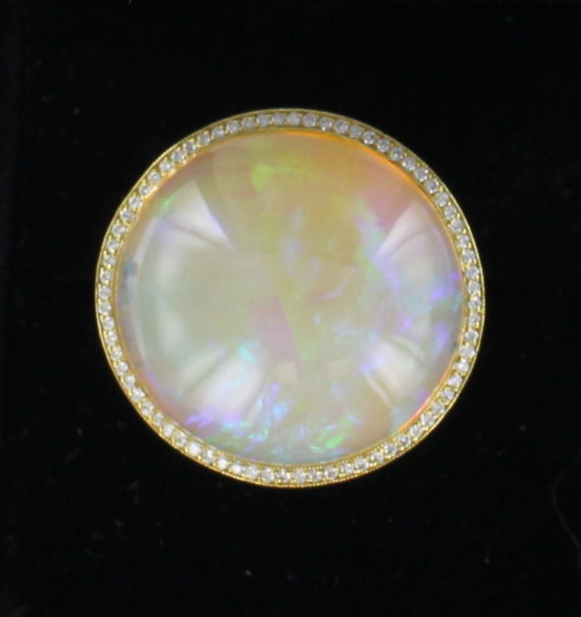 18KTY 18.0 CT OPAL  RING