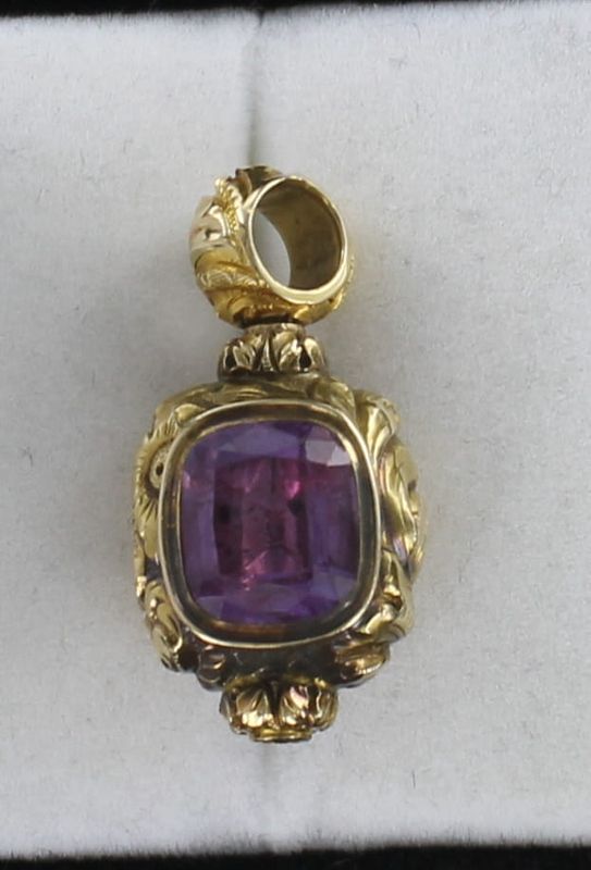 14KTY FOB CHARM