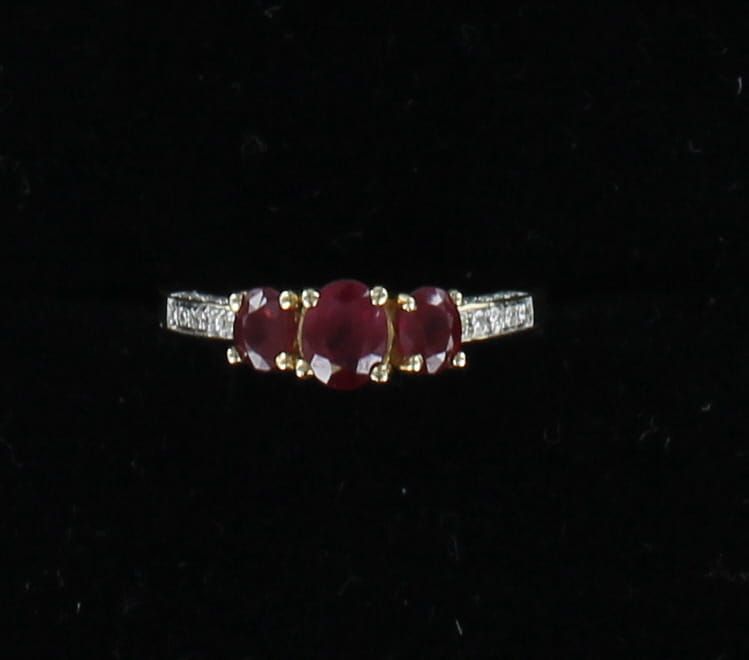 14KT/T RUBY AND DIAMOND RING