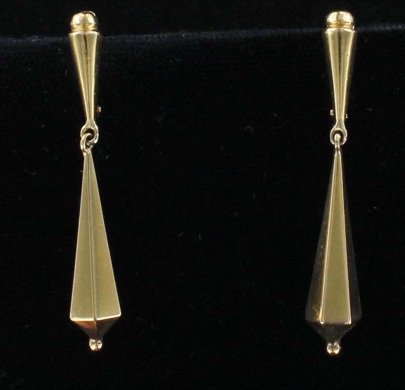 18KTY DANGLE EARRINGS