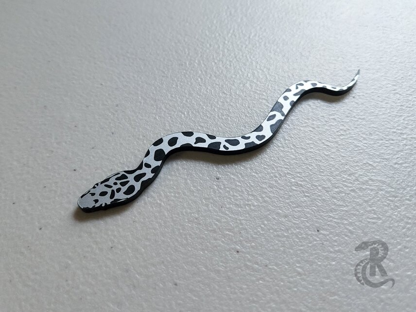 Snake Glass Finger Grips (Six Designs)