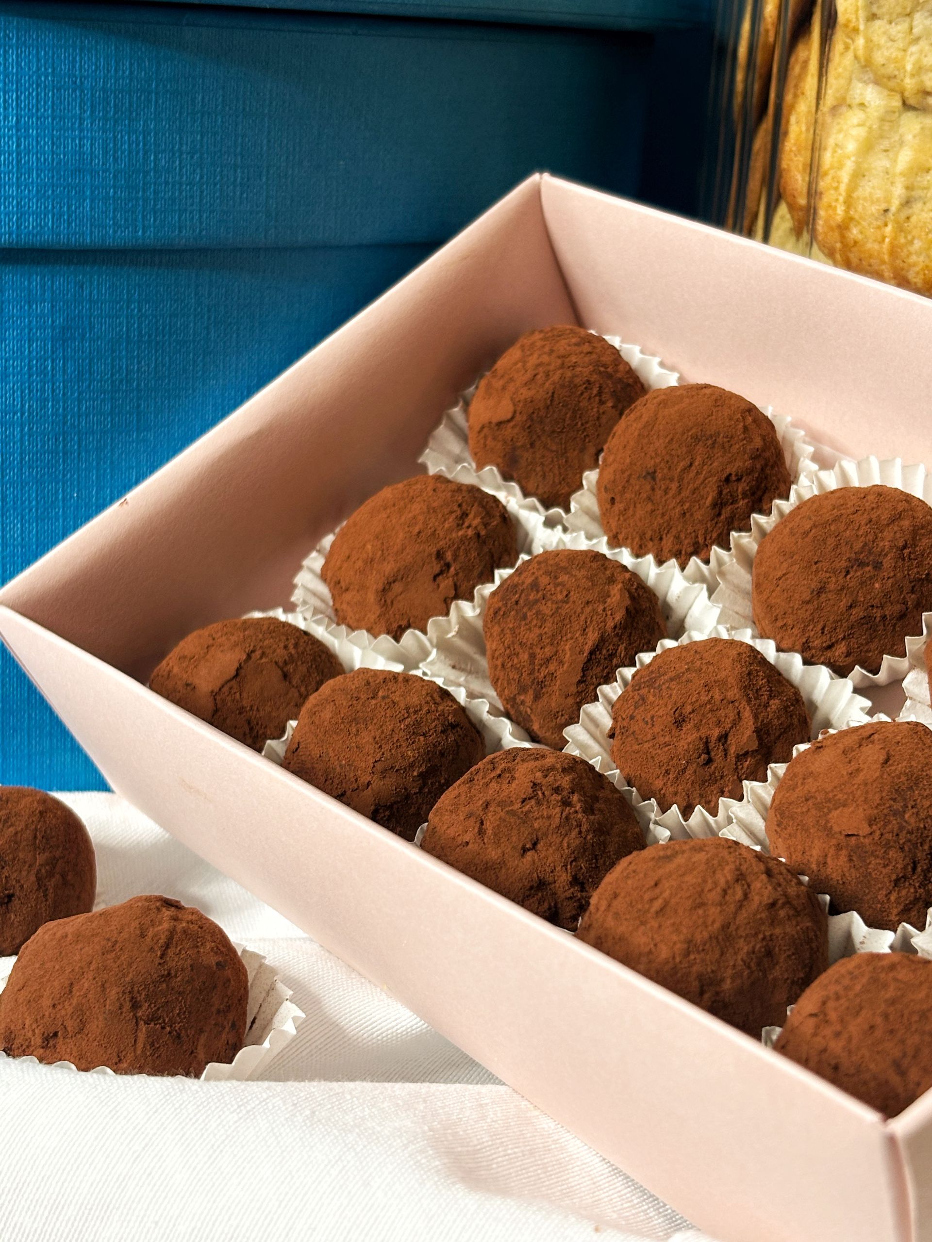 CAJA REGALO MÖET CON MENAJE