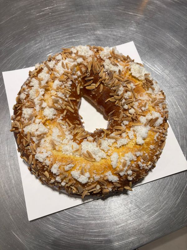 Roscón de Reyes (600gr) - Encargo con 48h de antelación Roscón de Reyes (600gr) - Encargo con 48h de antelación