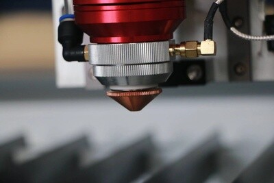 CNC hibridos para metal y no metal