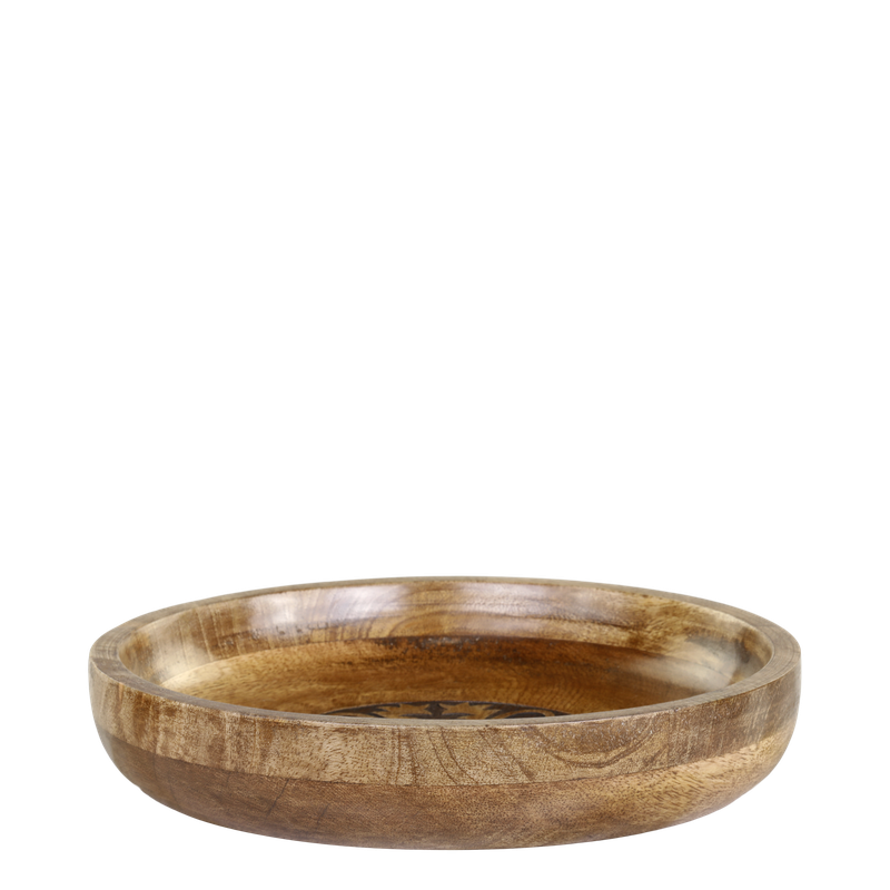 Bol en bois avec des découpes