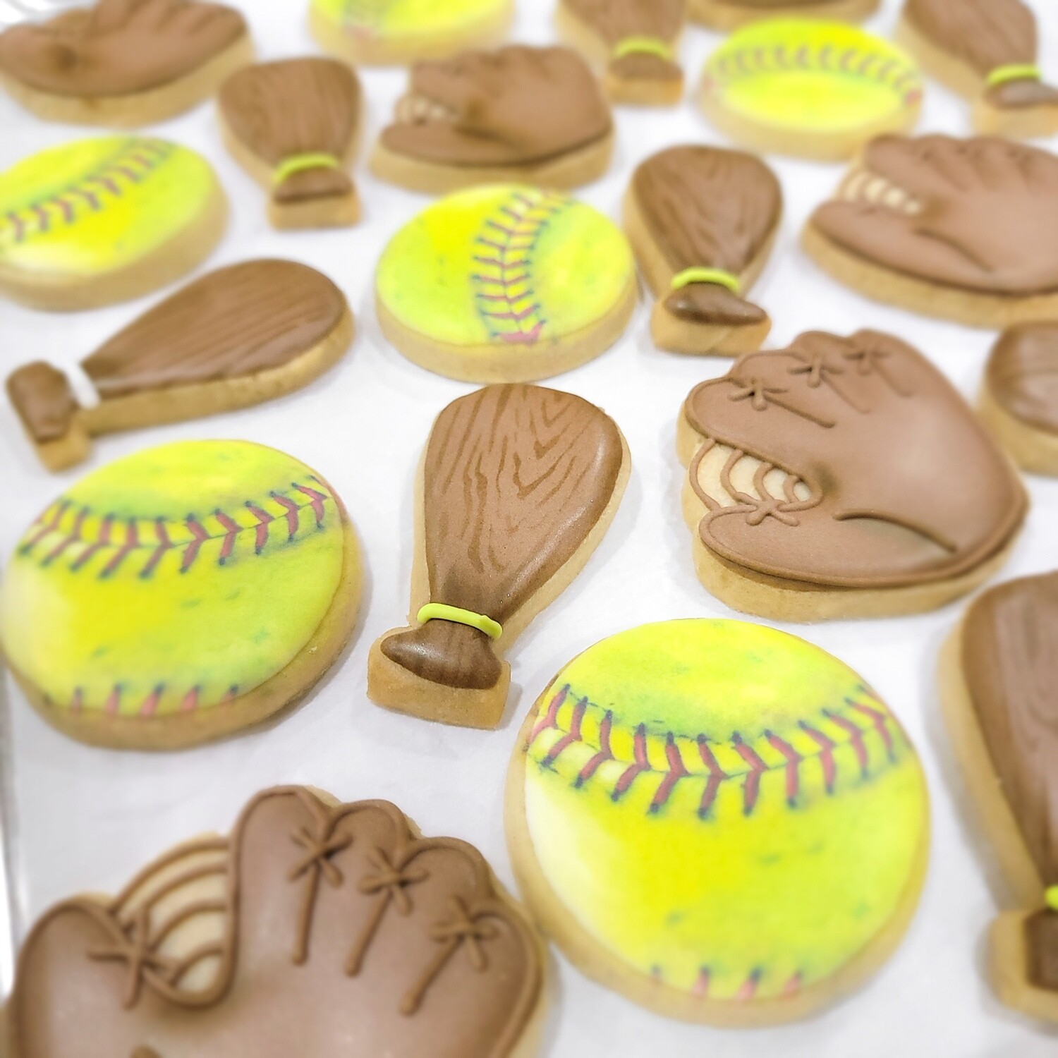 SOFTBALL DOZEN