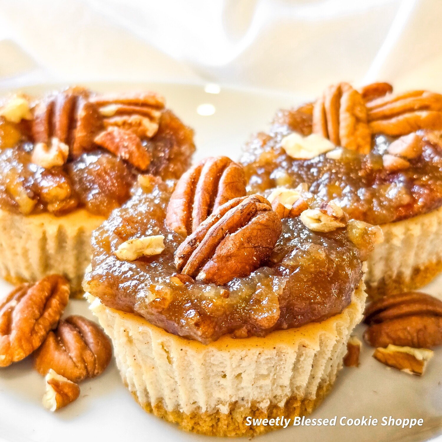 Pecan Pie Mini Cheesecake