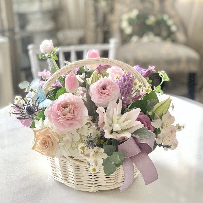 Pastel flower Basket