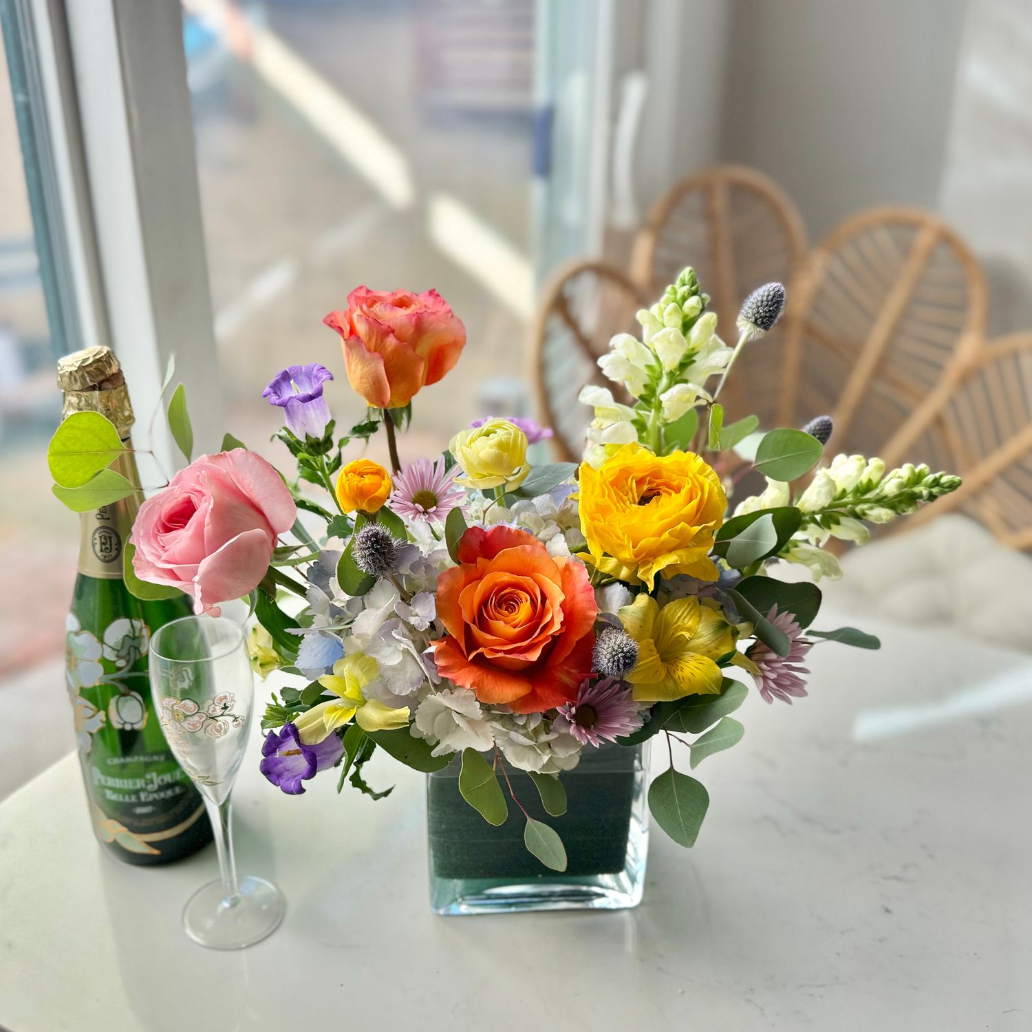 Low &amp; Lush - Celebrate Colorful - Small