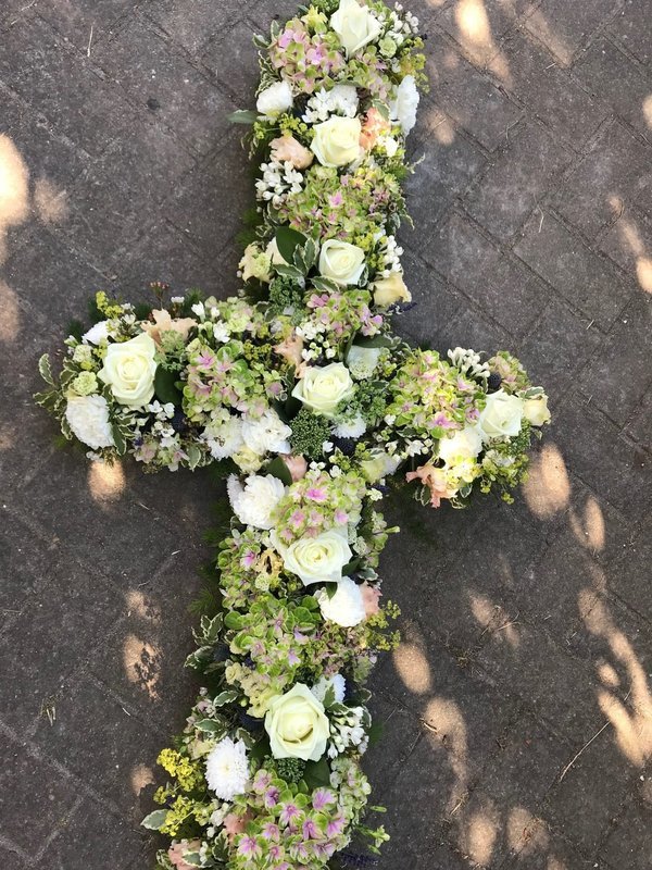 Mixed Flower Cross