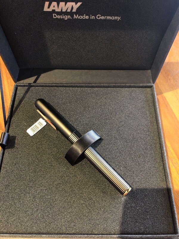 RB IMPORIUM BLACK/GOLD (L360)