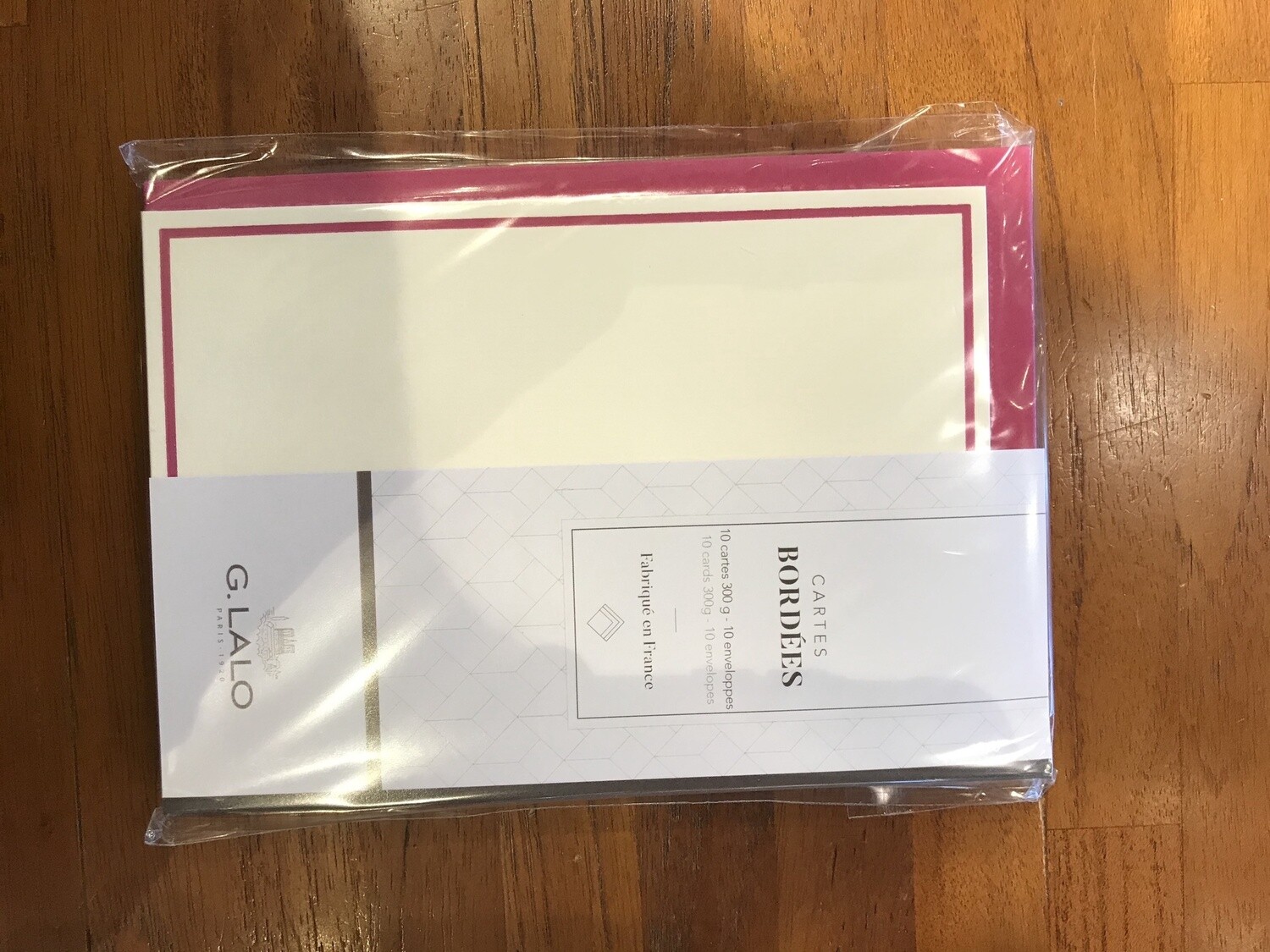 L32615 BORDERED 10c+10e 41⁄2x6 RASPBERRY