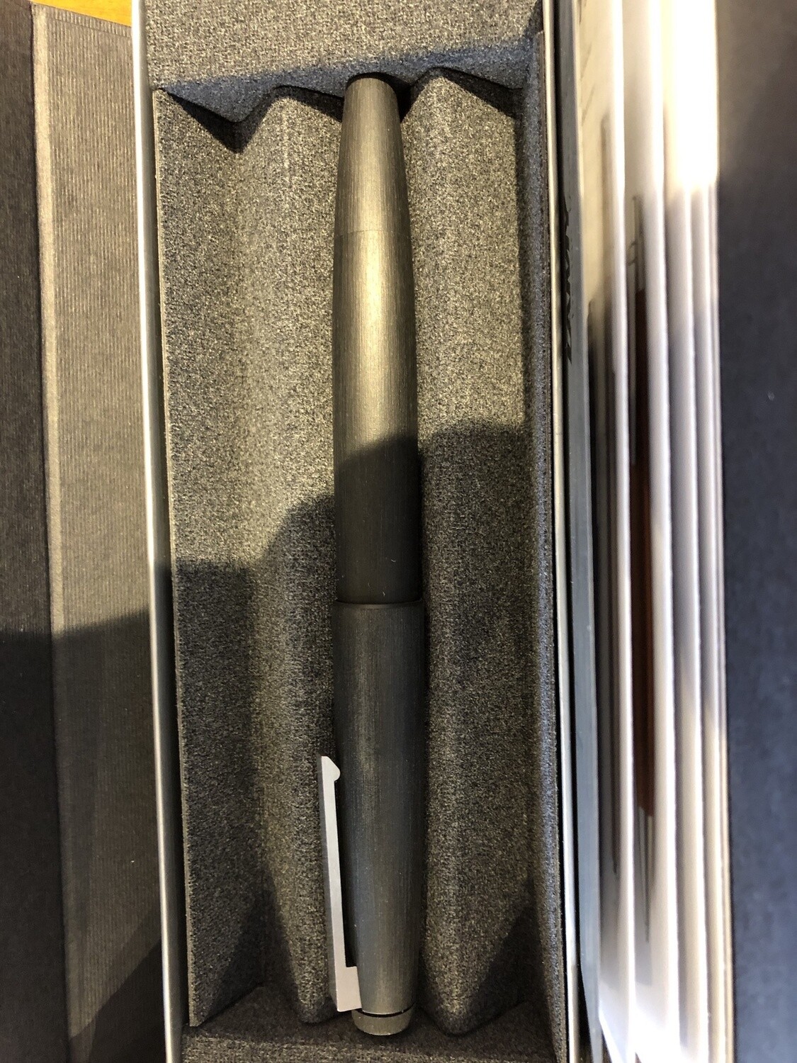 RB 2000 MATTE BLACK (L301)