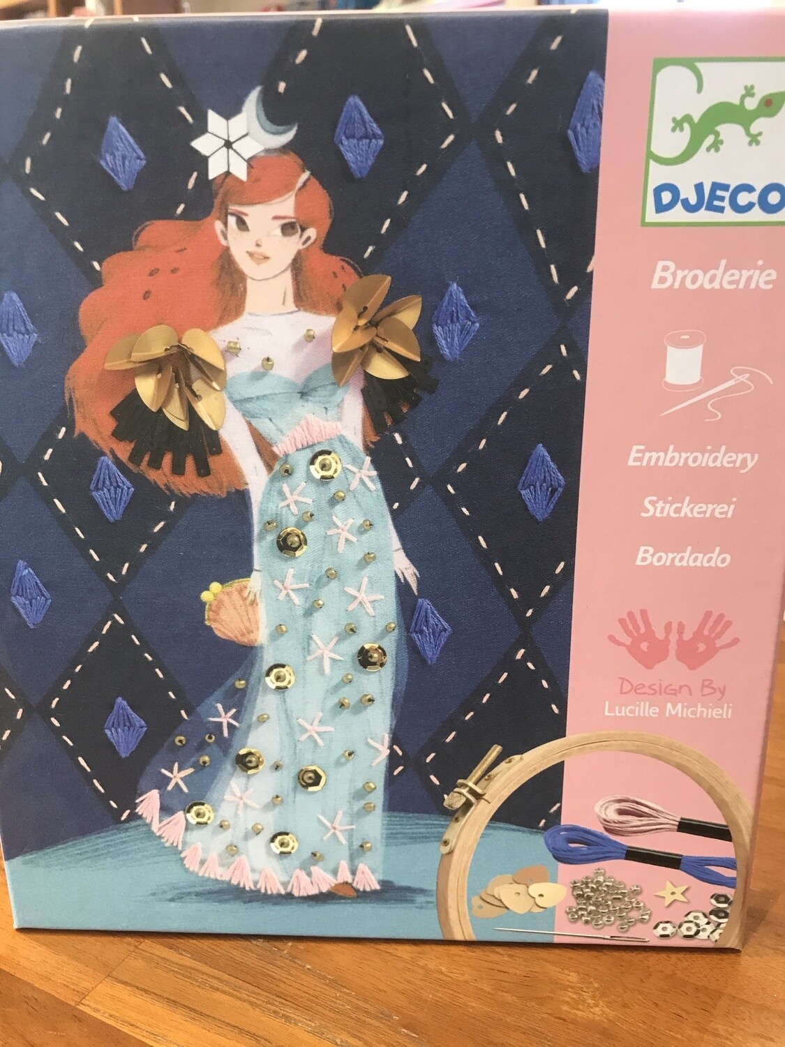 DJ09844 - Embroidery / Fashion cocktail