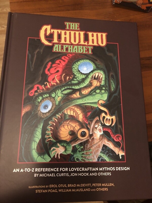 GMG4387 CTHULHU ALPHABET HC
