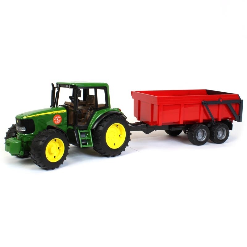 09820 John Deere 6920 w Tipping trailer
