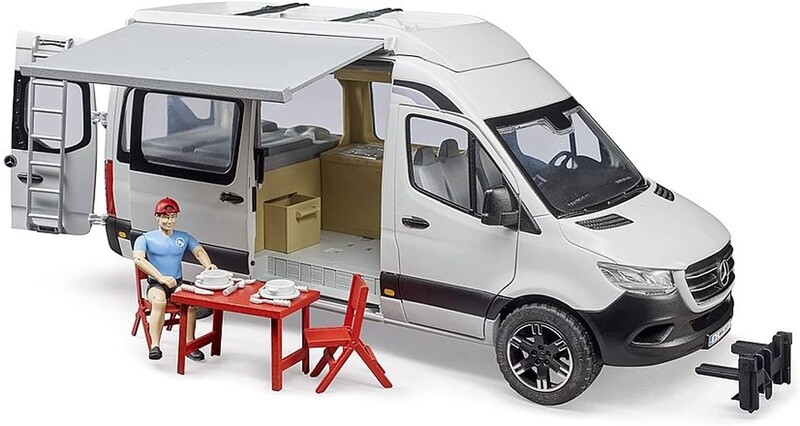 02672 MB Sprinter Camper w driver