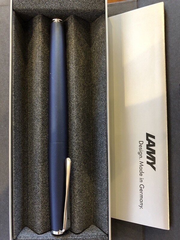 RB STUDIO IMPERIAL BLUE L367IB