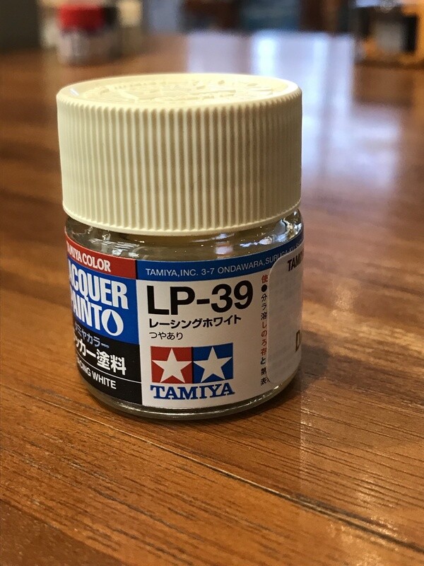 799-82139 LP-39 RACING WHTE
