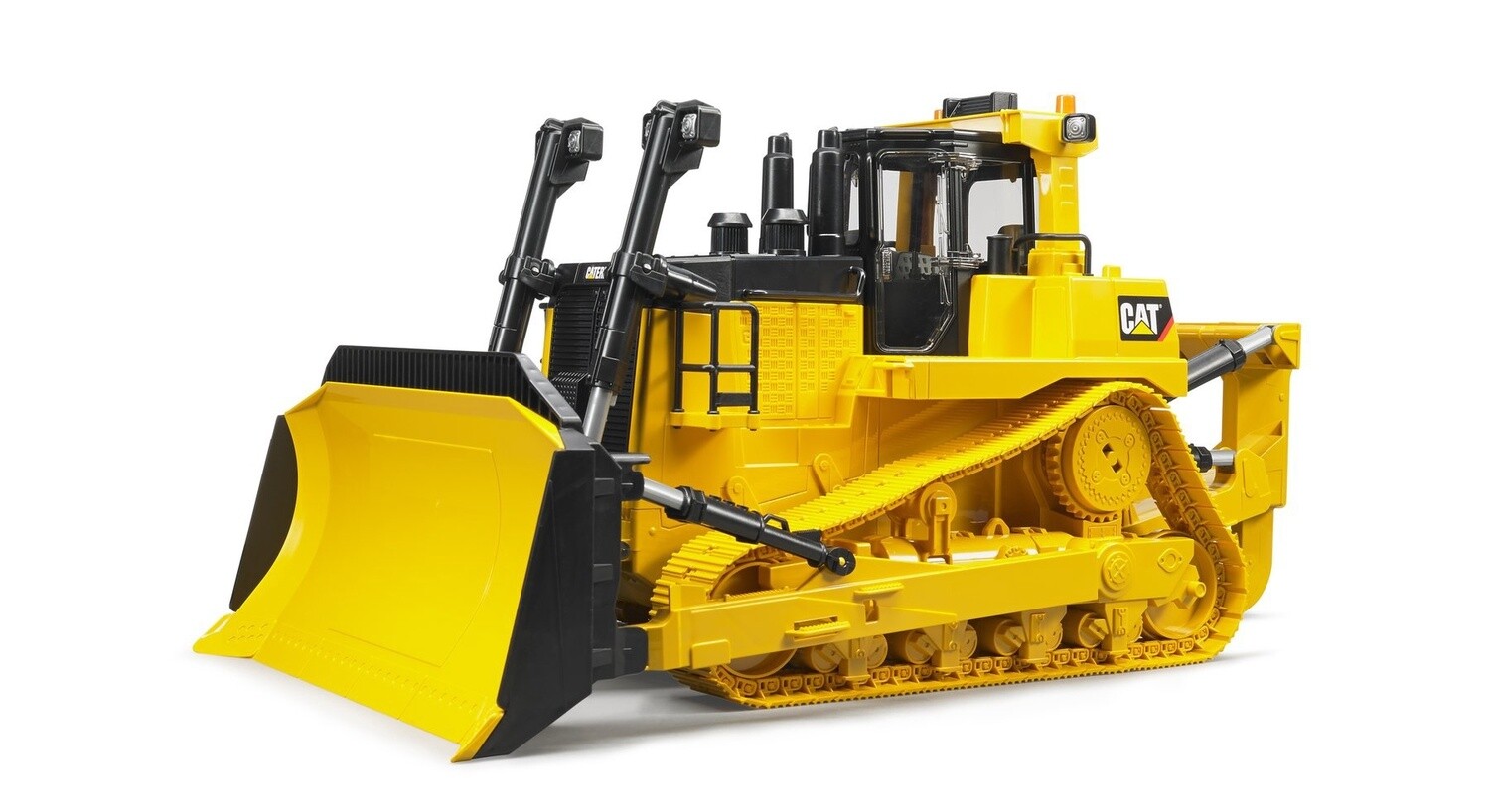 02453 CAT large track-type tractor