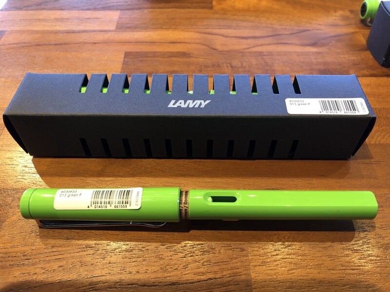 SAFARI Fountain Pen (without Converter) Fine