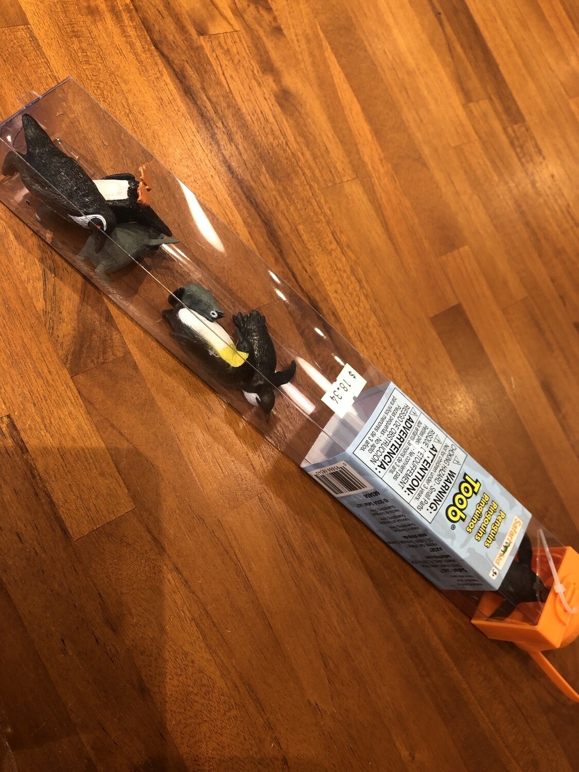 683404 Penguins