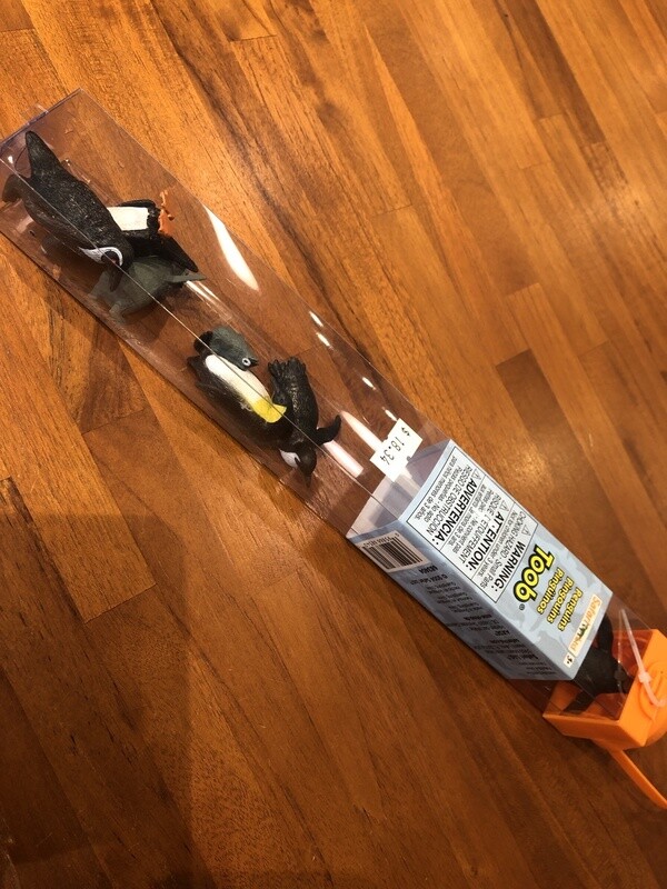 683404 Penguins