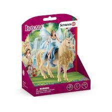 42508 Eyela riding on golden unicorn