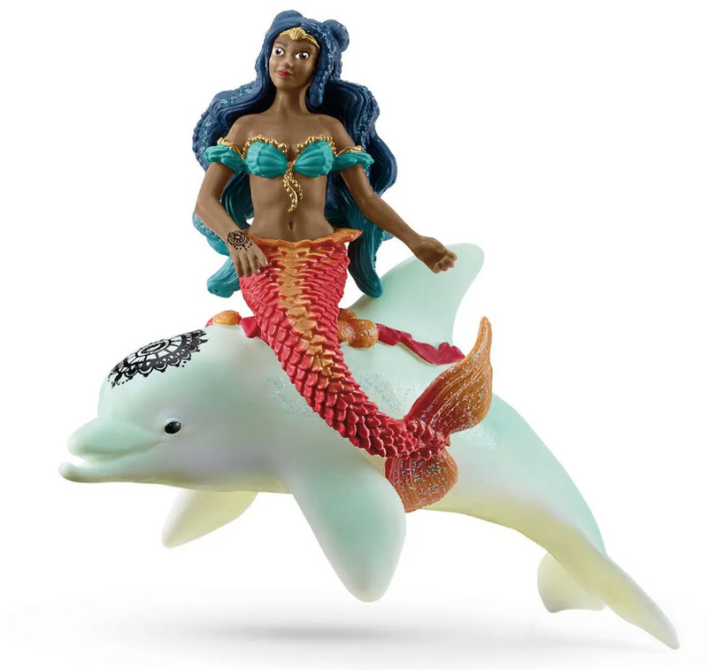70719 Isabelle on Dolphin